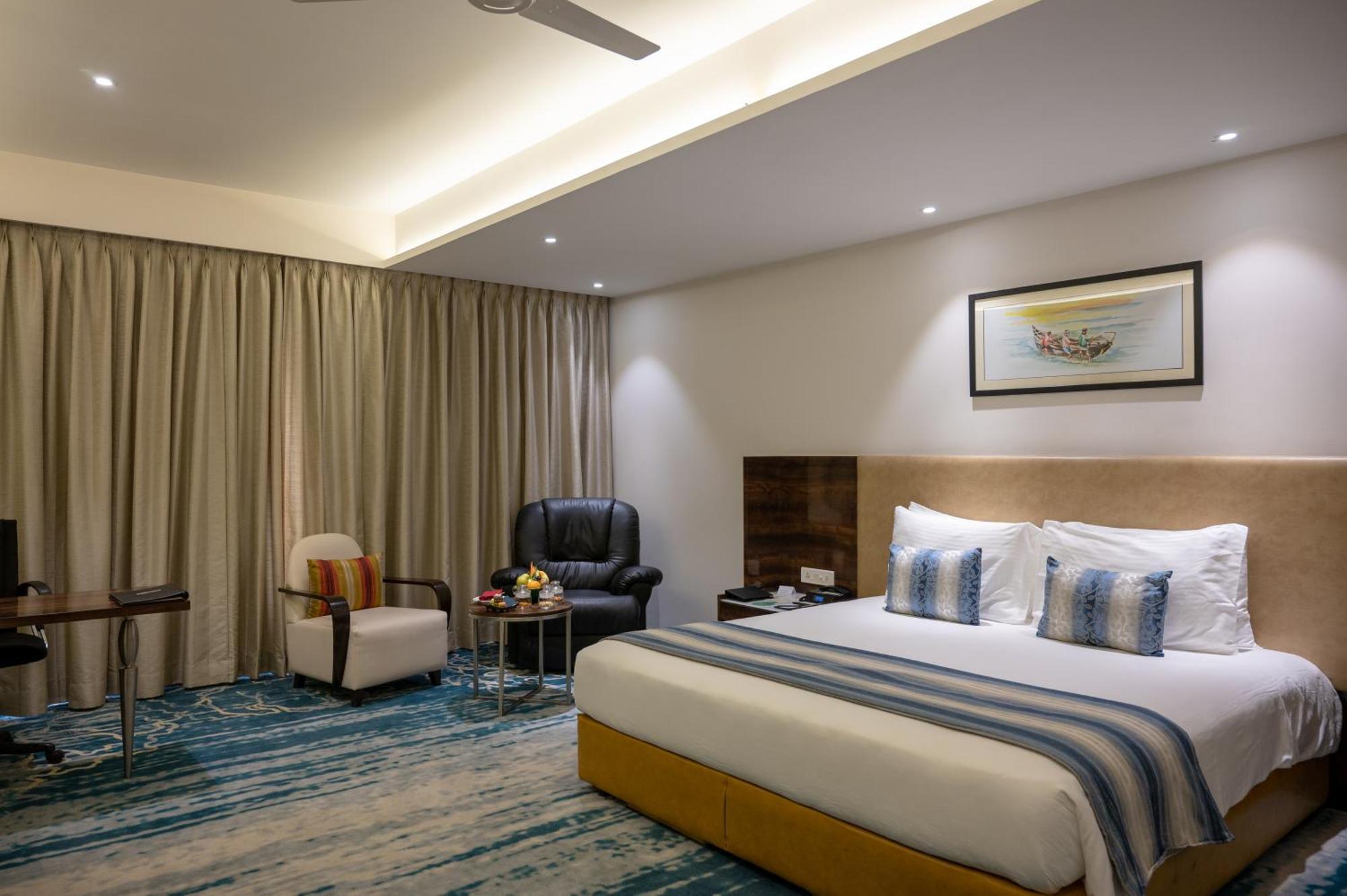 Grand Kakinada by GRT Hotels Bagian luar foto